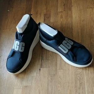 UGG Womens W Neutra Sneaker - Navy Size 8